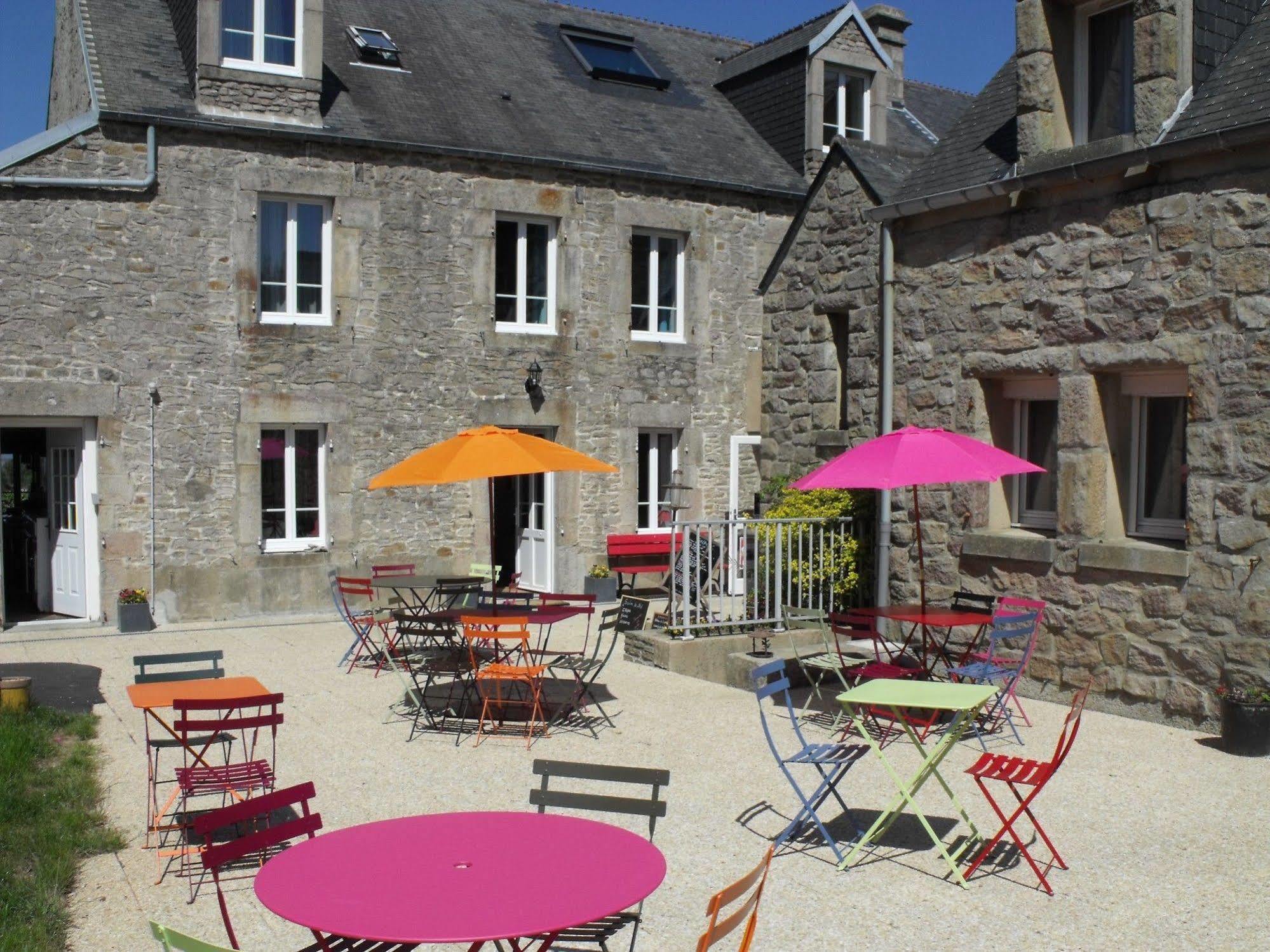 Hotel La Roche Du Marais Omonville-la-Petite Exterior foto